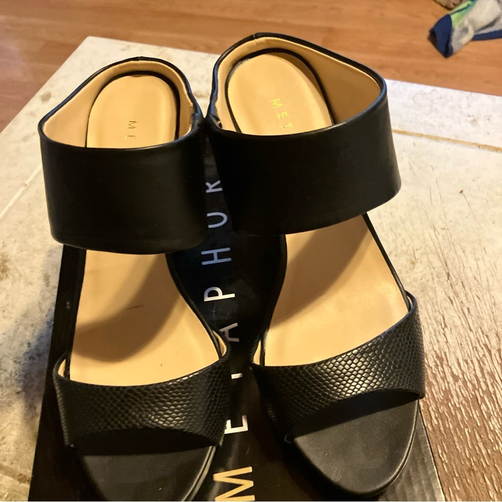 Metaphor Black Textured Leather Open-Toe Mules - Picture 5 of 8